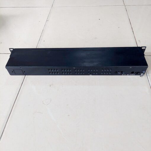 MikroTik RB3011UiAS-RM - Image 2