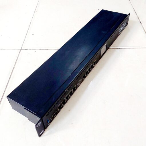 MikroTik RB3011UiAS-RM - Image 4